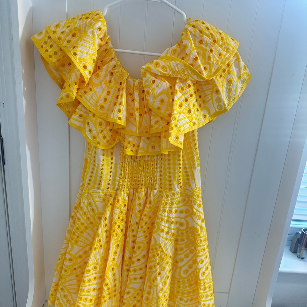 Commense Sunny Yellow strapless Dress in Great condition stretchy! - Picture 3 of 3